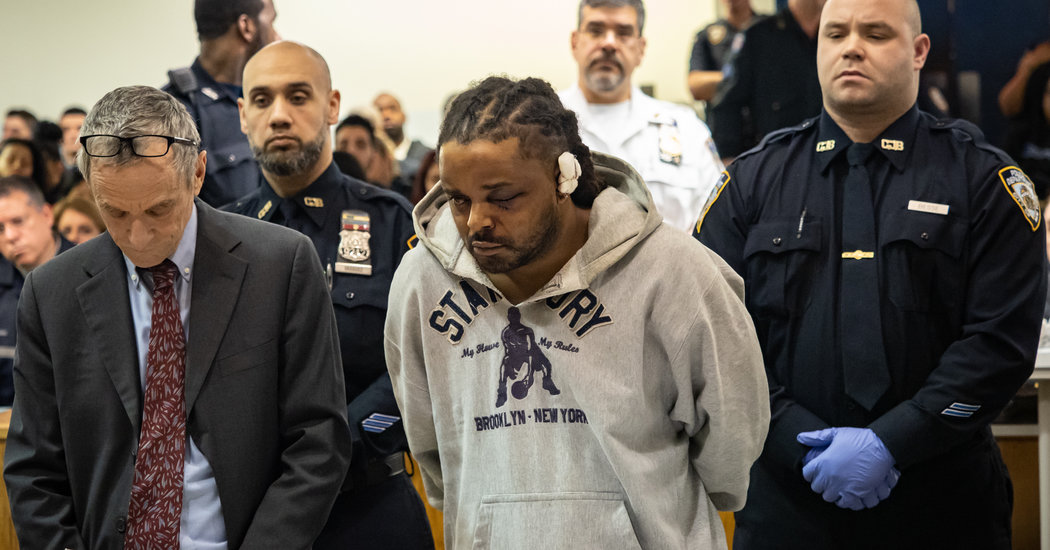 Man Who Shot Up a Bronx Precinct Was ‘Tired of Police Officers’